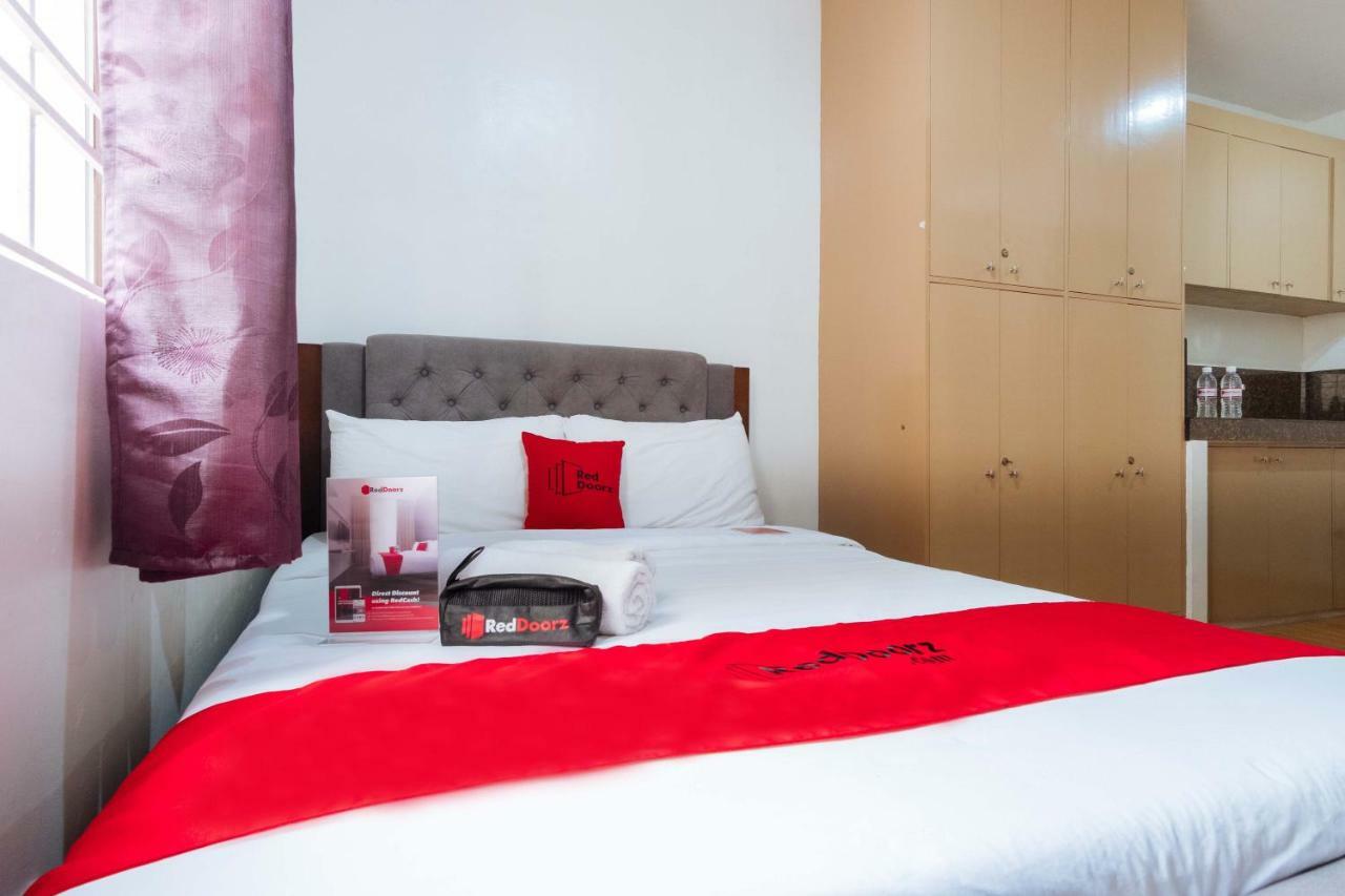 Reddoorz Near Robinsons Place Manilla Buitenkant foto