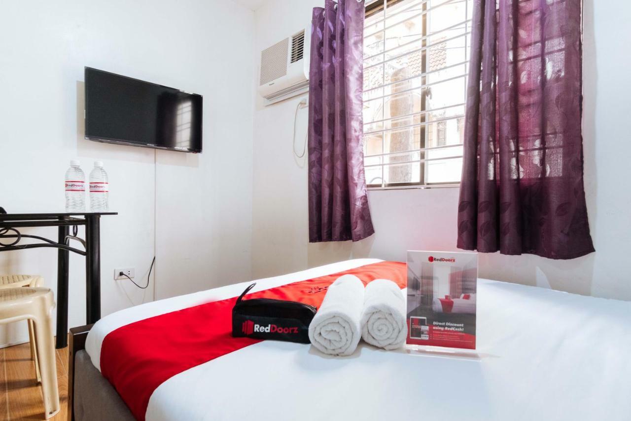 Reddoorz Near Robinsons Place Manilla Buitenkant foto