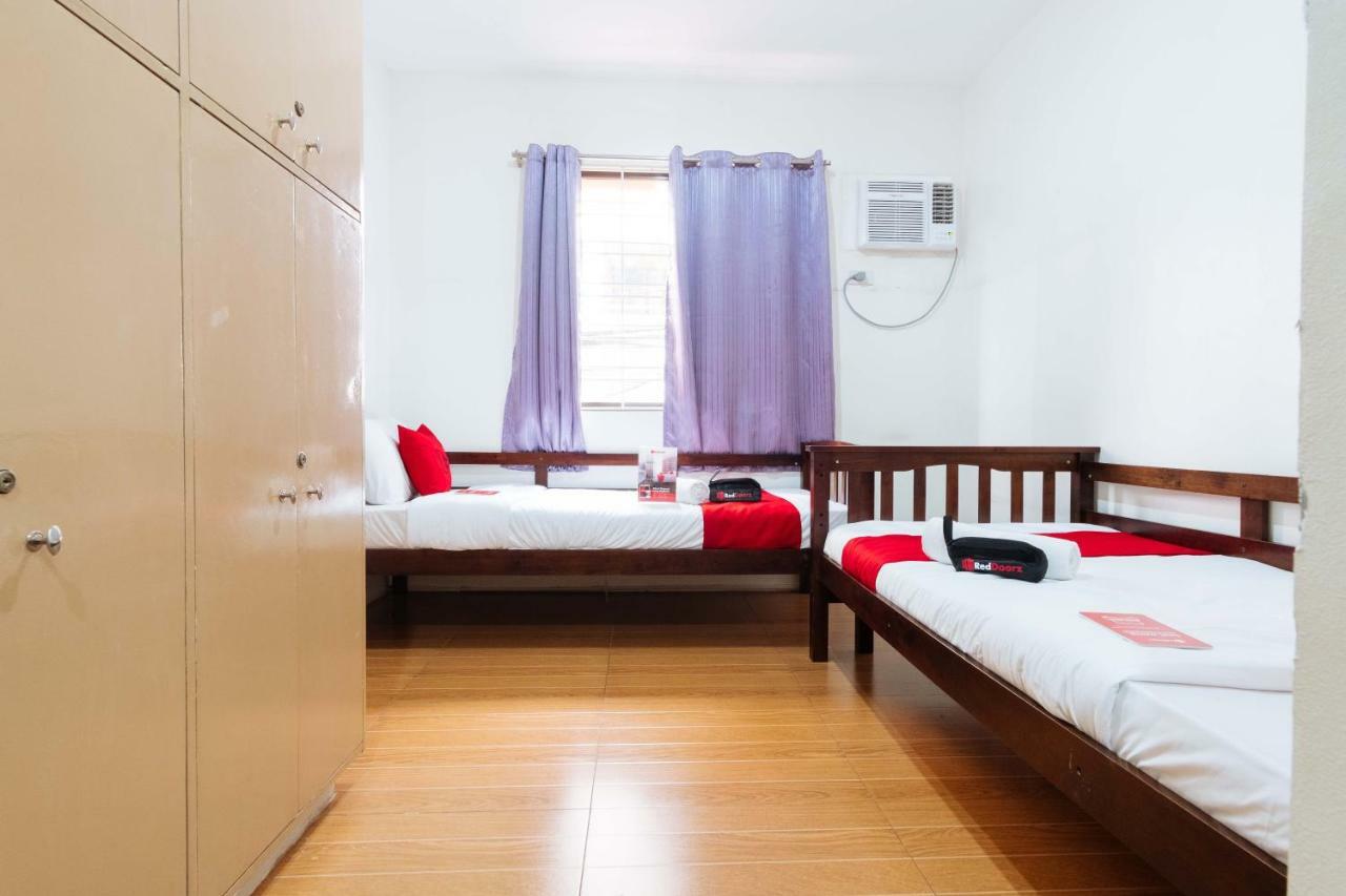 Reddoorz Near Robinsons Place Manilla Buitenkant foto