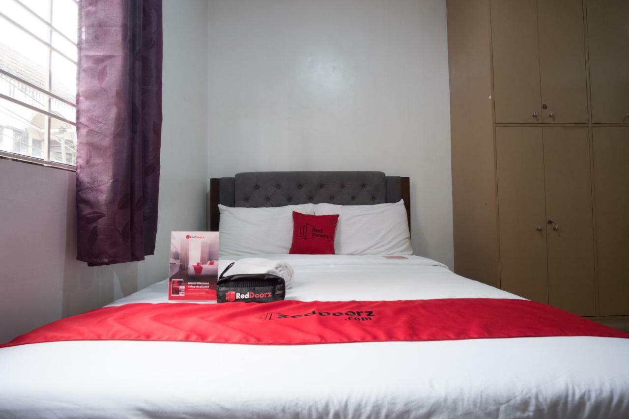 Reddoorz Near Robinsons Place Manilla Buitenkant foto