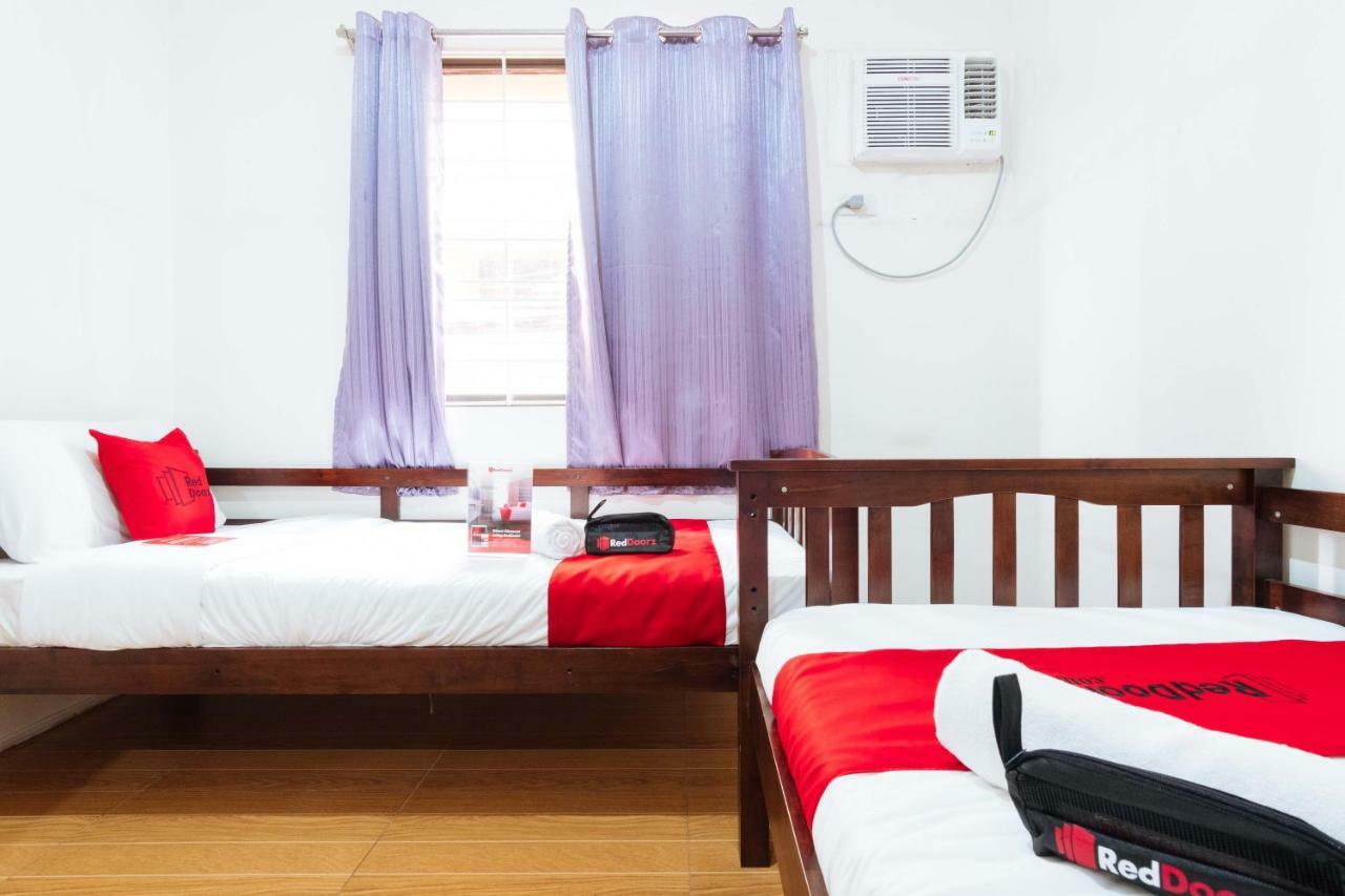 Reddoorz Near Robinsons Place Manilla Buitenkant foto