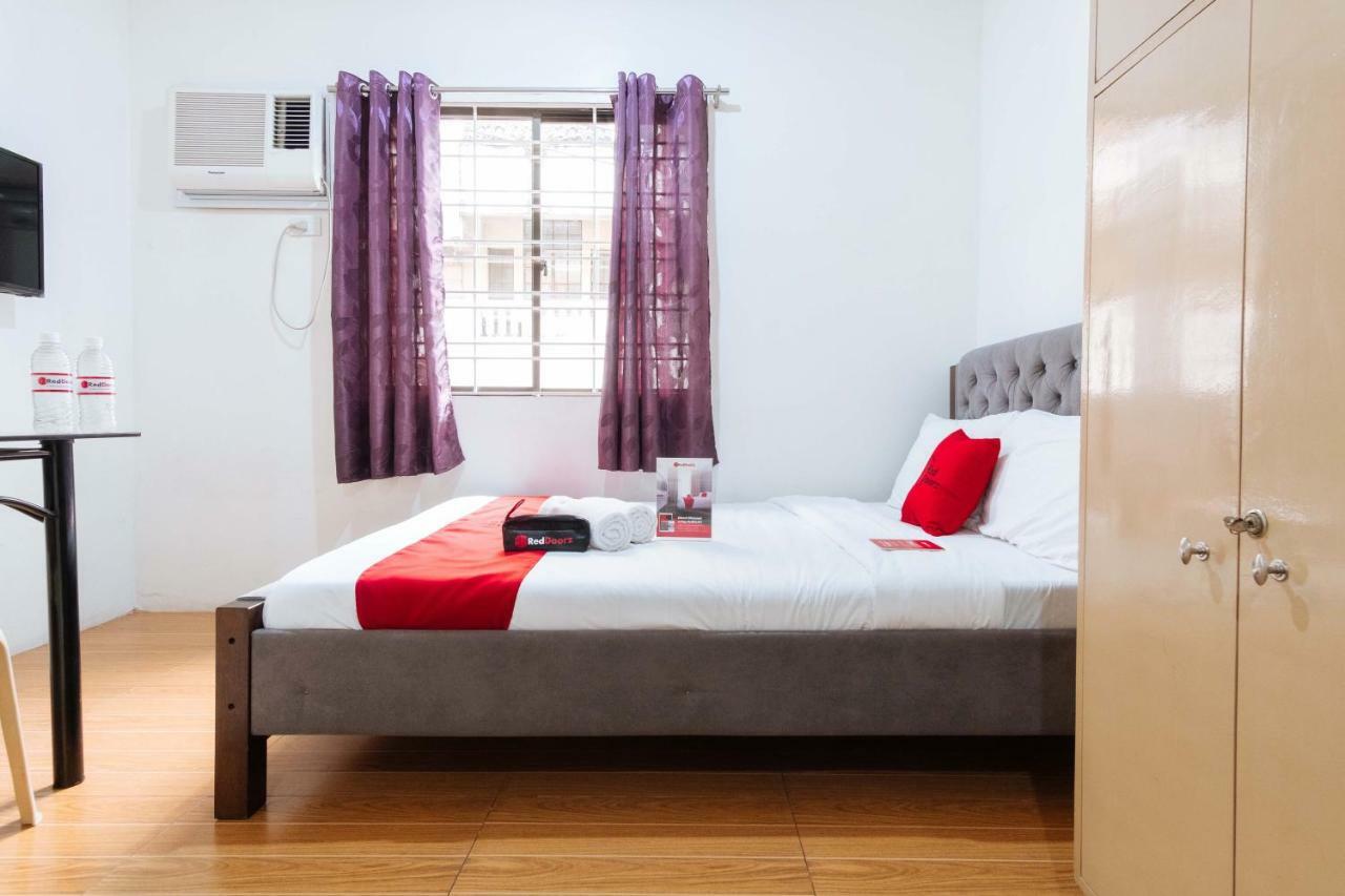 Reddoorz Near Robinsons Place Manilla Buitenkant foto